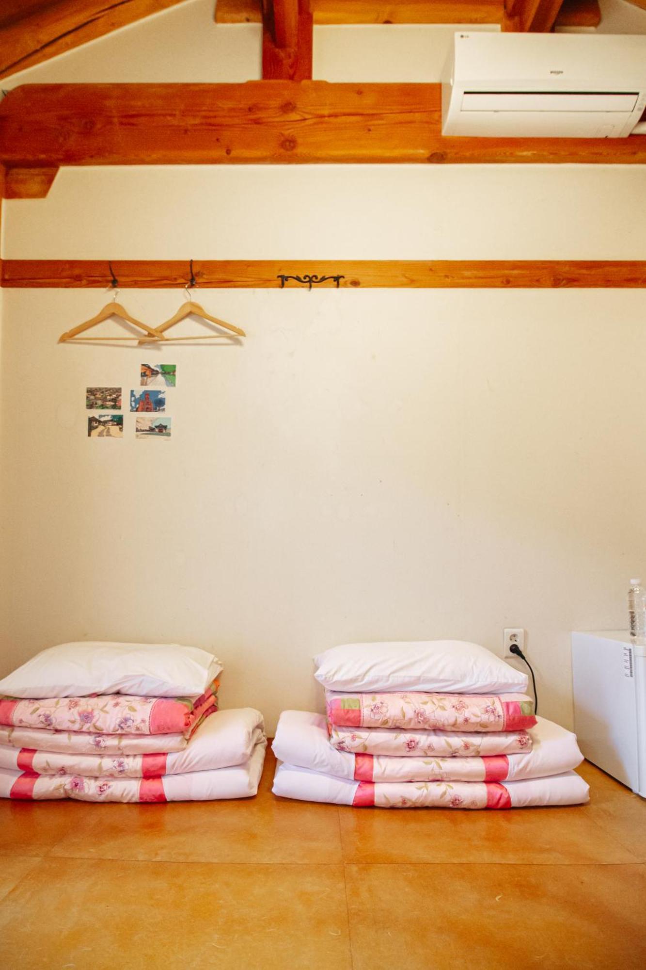 Jeonju Hanok Village Deoksugung Екстер'єр фото